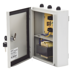 Fuente de Poder para Domos PTZ / 24 VCA @ 7A / 170W / IP65 / 127 VCA Entrada / 0.82 x 0.69 x 0.30 pies
