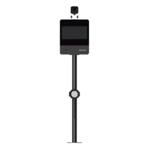 Kit ANPR IP / 2 Megapixel / Lente Motorizado 3.1-6 mm / Luz de Relleno 5-10 m (16.4-32.8 ft) / Pantalla LED 64x32 / Precisión 98%